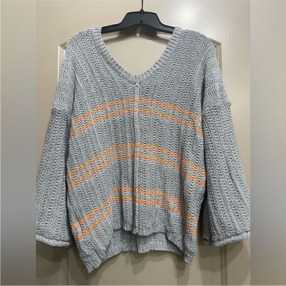 VICI Chunky Knit Striped Flare Sleeve Sweater Gray Size M - Picture 4 of 6